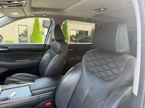 Used 2021 Hyundai Palisade Limited FWD image 14