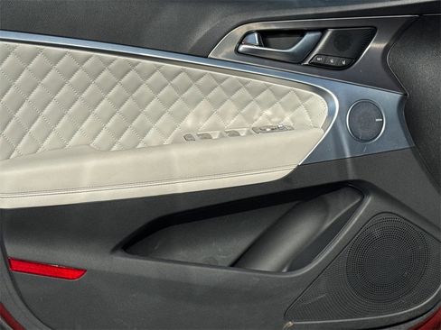 Used 2025 Genesis G70 3.3T Advanced w/ Sport Prestige Package image 10