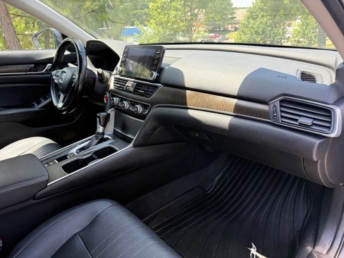 Used 2020 Honda Accord EX-L image 24