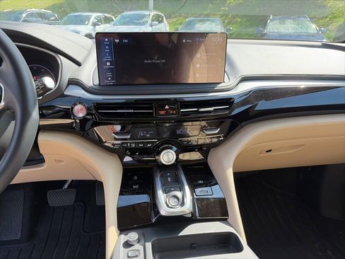 Used 2026 Acura MDX SH-AWD image 12