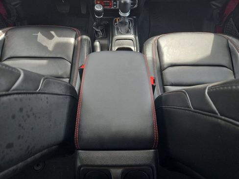 Used 2024 Jeep Wrangler Unlimited Rubicon w/ Safety Group AWD/4WD image 21