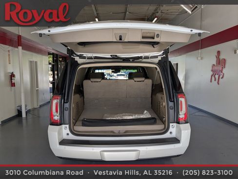 Used 2018 GMC Yukon XL SLT w/ Premium Edition RWD image 14