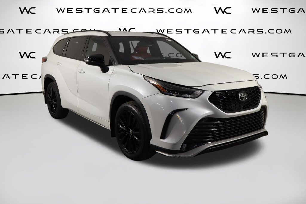 Used 2023 Toyota Highlander XSE FWD image 43