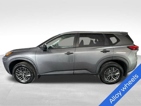 Used 2021 Nissan Rogue S image 8