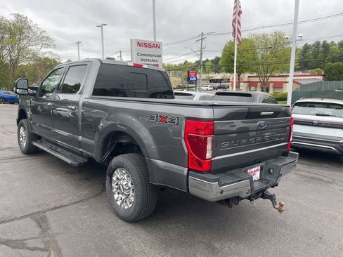 Used 2022 Ford F250 XLT w/ XLT Premium Package AWD/4WD image 5