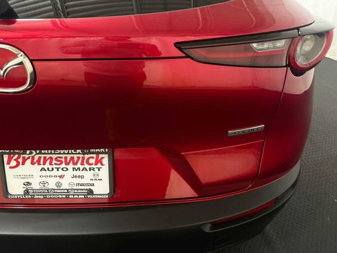 Certified 2025 MAZDA CX-30 AWD 2.5 S w/ Select Sport Pkg image 18