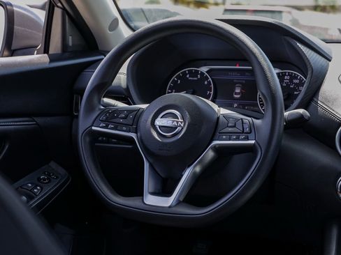 Used 2025 Nissan Sentra SV FWD image 23