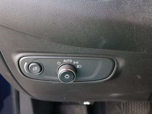 Used 2022 Chevrolet Equinox RS w/ RS Leather Package image 16