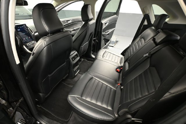 Used 2022 Ford Edge SEL AWD/4WD image 29