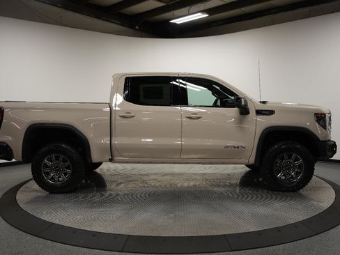 New 2026 GMC Sierra 1500 AT4X image 9