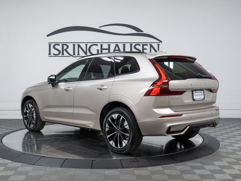 New 2026 Volvo XC60 B5 Plus w/ Climate Package AWD/4WD image 7
