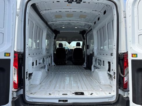 Used 2024 Ford Transit 250 148 Medium Roof RWD image 15