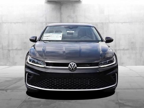 New 2026 Volkswagen Jetta SE FWD image 4