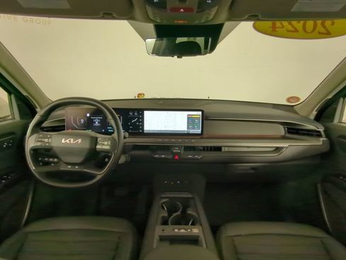 Used 2024 Kia EV9 Land AWD/4WD image 21