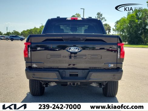 Used 2025 Ford F150 Lightning Flash AWD/4WD image 5