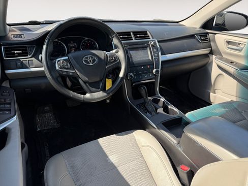 Used 2017 Toyota Camry SE FWD image 15