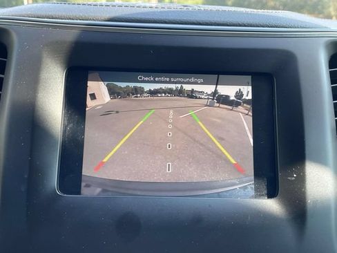 Used 2021 Jeep Cherokee Latitude Lux w/ Sun & Sound Group FWD image 31