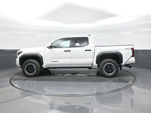New 2026 Toyota Tacoma TRD Off-Road image 4