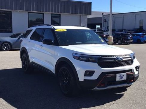 Used 2022 Ford Explorer Timberline w/ Timberline Technology Package image 3