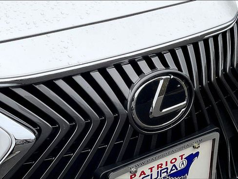 Used 2021 Lexus ES 250 w/ Luxury Package image 30