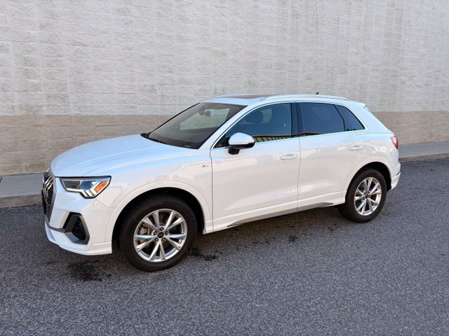 Used 2025 Audi Q3 2.0T Premium AWD/4WD image 1