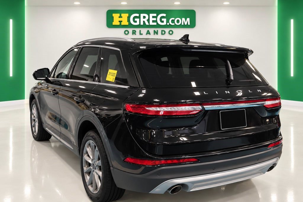 Used 2021 Lincoln Corsair AWD w/ Premium Package image 2