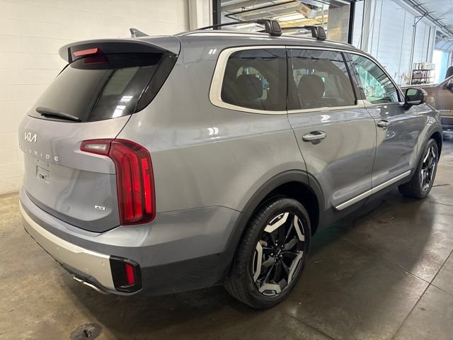 Used 2025 Kia Telluride S AWD/4WD image 4