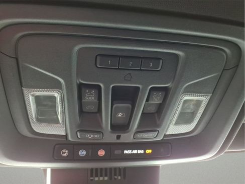 Used 2022 GMC Sierra 1500 AT4 w/ AT4 Premium Package image 28