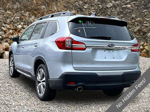 Used 2022 Subaru Ascent Limited AWD/4WD image 11