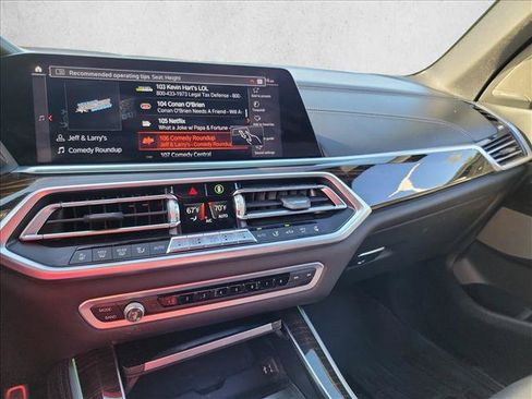 Used 2020 BMW X5 M50i w/ Executive Package AWD/4WD image 18