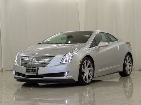 Used 2014 Cadillac ELR w/ Luxury Package image 4