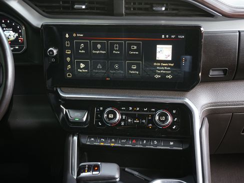 Used 2023 GMC Sierra 1500 Denali w/ Denali Reserve Package AWD/4WD image 28