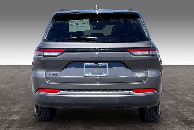 New 2026 Jeep Grand Cherokee Limited w/ Limited Altitude Package AWD/4WD image 4