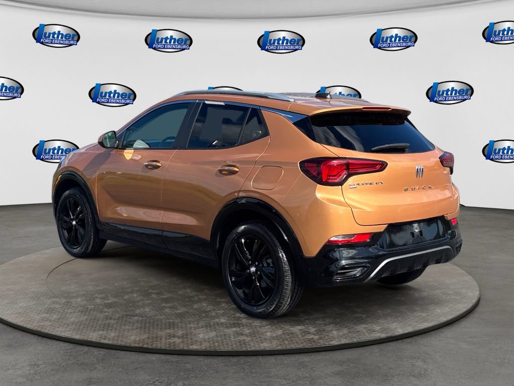 Used 2024 Buick Encore GX Sport Touring AWD/4WD image 3