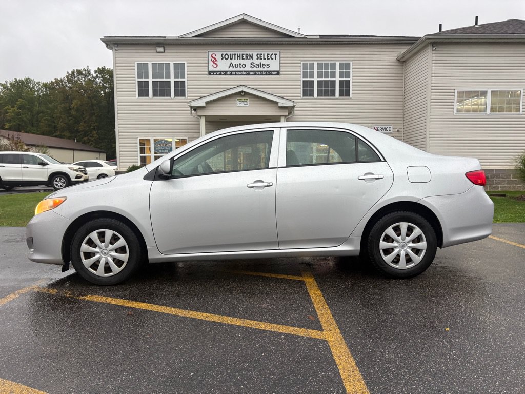 Used 2009 Toyota Corolla LE w/ All Weather Guard Pkg FWD image 1