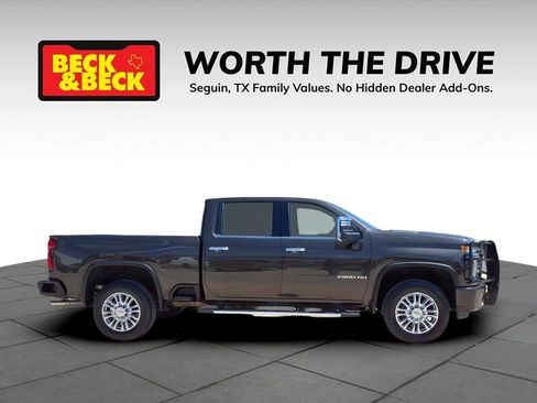Used 2020 Chevrolet Silverado 2500 High Country w/ Z71 Off-Road Package image 4