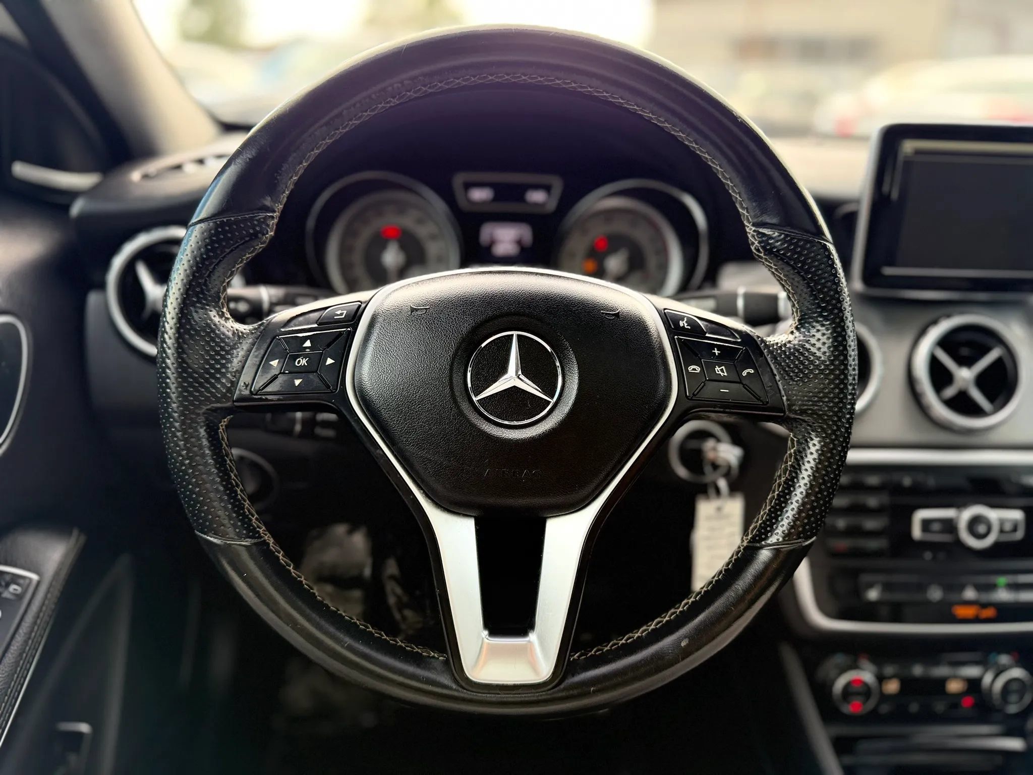 Used 2015 Mercedes-Benz GLA 250 image 36