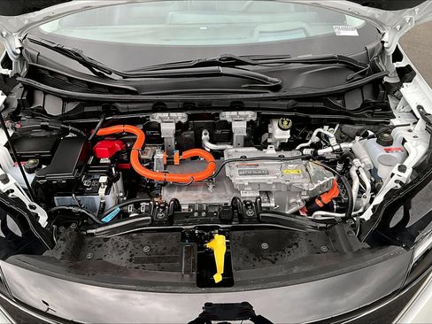 Used 2023 Nissan Ariya FWD image 29