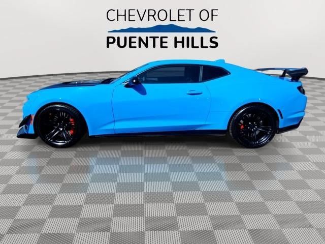 Used 2022 Chevrolet Camaro ZL1 RWD image 5