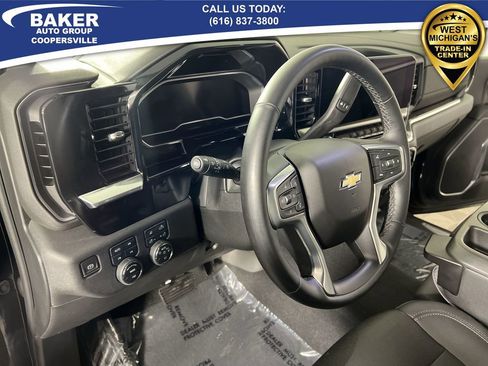 Certified 2024 Chevrolet Silverado 2500 LTZ image 11