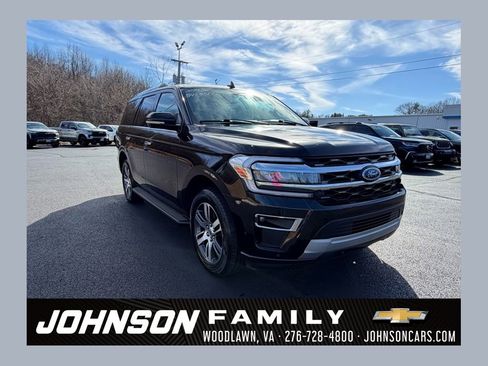 Used 2024 Ford Expedition Limited image 1