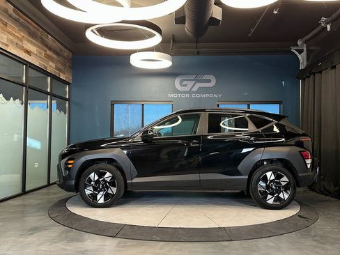 Used 2025 Hyundai Kona SEL image 6