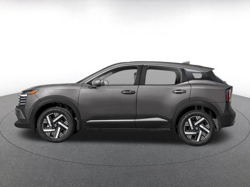 Used 2026 Nissan Kicks SV FWD image 3