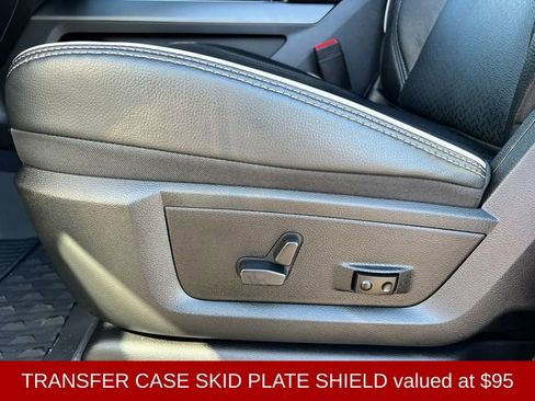 Used 2025 RAM 3500 Laramie w/ Sport Appearance Package image 22