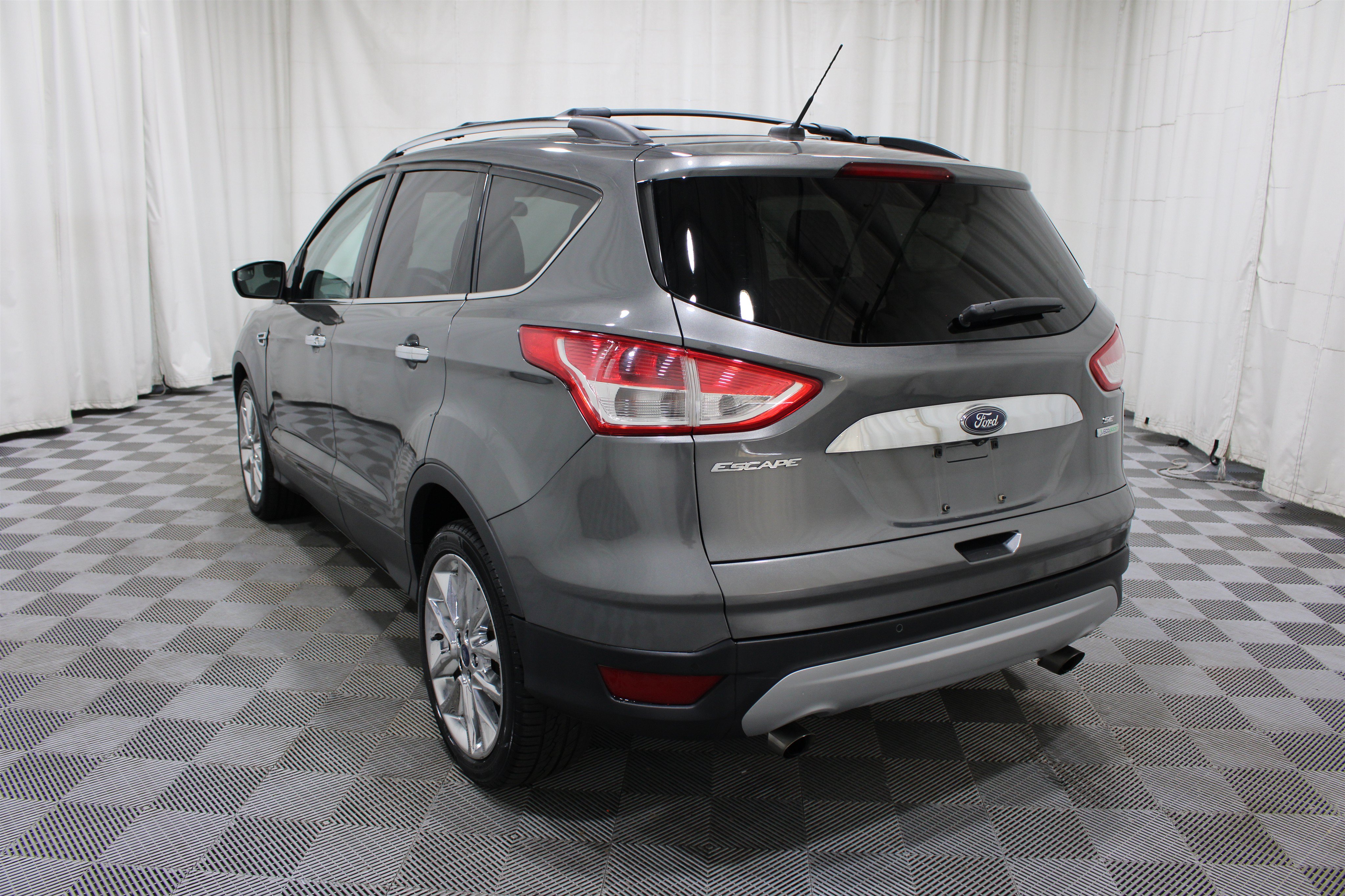 Used 2014 Ford Escape SE w/ SE Chrome Package FWD image 31