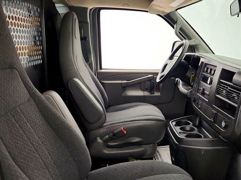Used 2025 GMC Savana 2500 w/ Driver Convenience Package RWD image 24