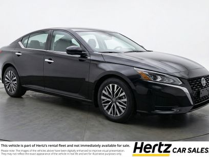 Used 2025 Nissan Altima 2.5 SV