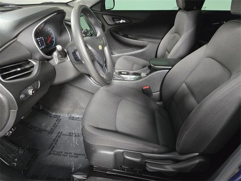 Used 2018 Chevrolet Malibu LS w/ LPO, Convenience Package 2 image 10