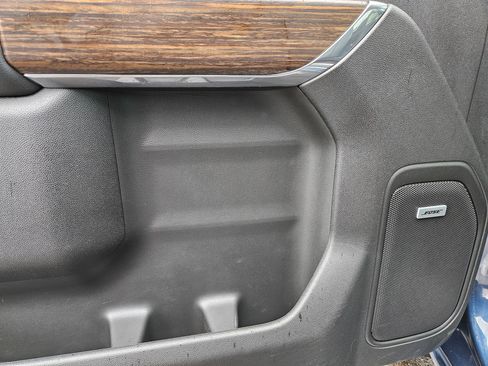 Used 2023 Chevrolet Silverado 2500 High Country w/ Z71 Off-Road Package image 14