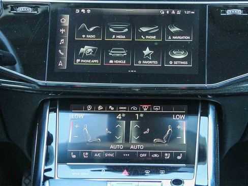 Used 2023 Audi Q7 3.0T Prestige w/ Prestige Package image 15